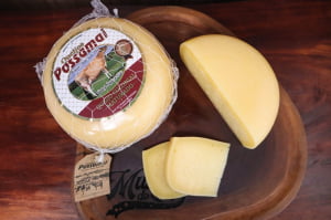 QUEIJO COLONIAL MATURADO POSSAMAI 1KG