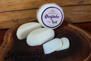 QUEIJINHO DA CASA BIANCHI - LEITE DE OVELHA - PREMIADO OURO 200G