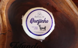 QUEIJINHO DA CASA BIANCHI - LEITE DE OVELHA - PREMIADO OURO 200G