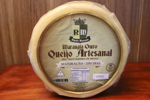 QUEIJO PARMESÃO MARANATA OURO PEÇA INTEIRA 9 MESES 5KG