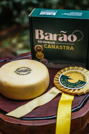 QUEIJO BARÃO DA CANASTRA PREMIADO OURO 1KG