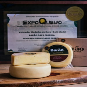 QUEIJO BARÃO DA CANASTRA PREMIADO OURO MEIA PEÇA 500G