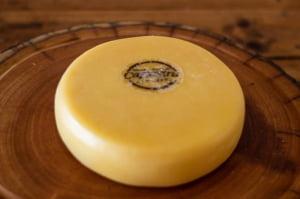 QUEIJO CANASTRA CAPELA VELHA PREMIADO OURO 1KG