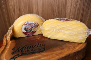 QUEIJO COLONIAL MATURADO - METADE 500G