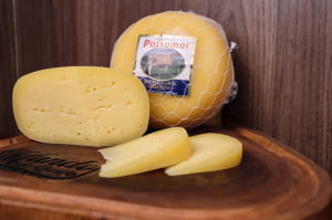 QUEIJO COLONIAL MEIA CURA POSSAMAI 700G