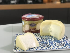 QUEIJO TRUFADO COM REQUEIJÃO BOM DA FAZENDA 600G